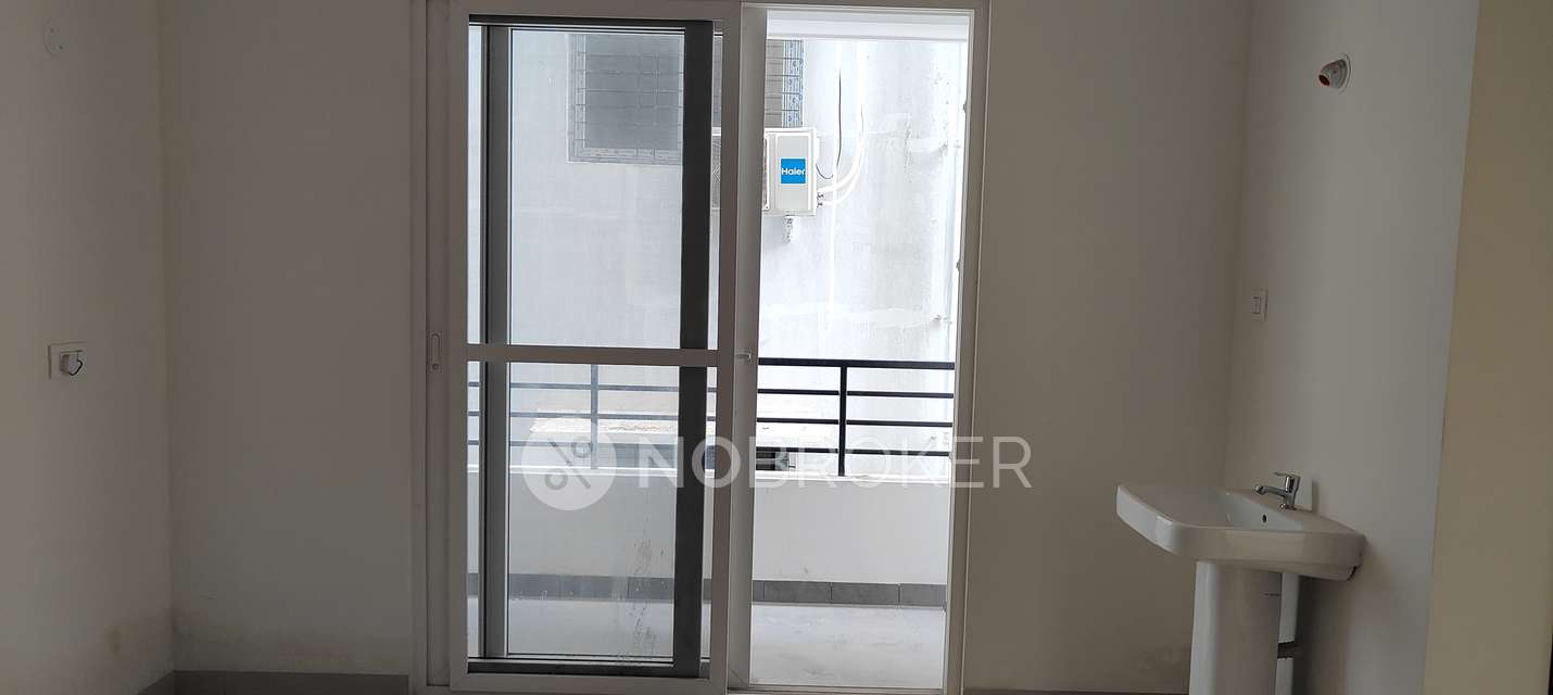 2 BHK Flat In Serene Avenue For Sale  In Zeba Bagh