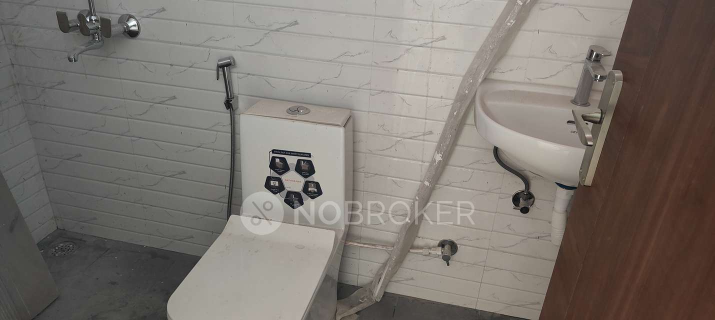 2 BHK Flat In Serene Avenue For Sale  In Zeba Bagh