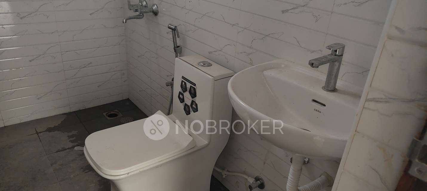 2 BHK Flat In Serene Avenue For Sale  In Zeba Bagh