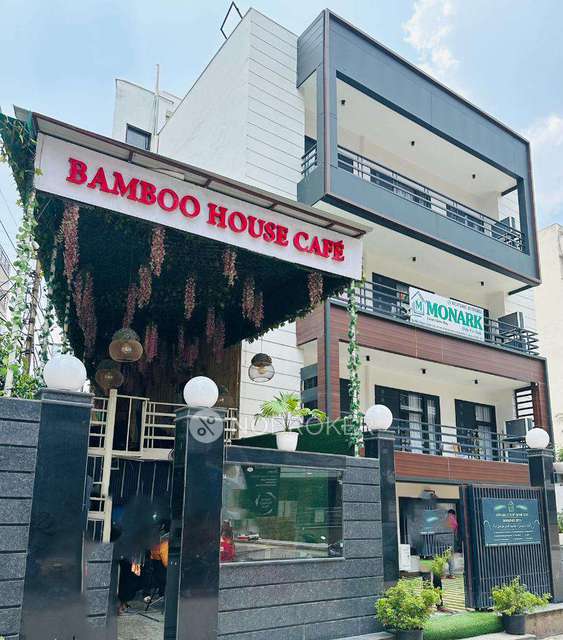 PG for Girls in Sector 126