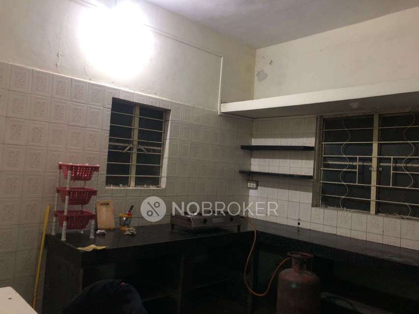 Shared Room for Male In 2 BHK  In Kothrud