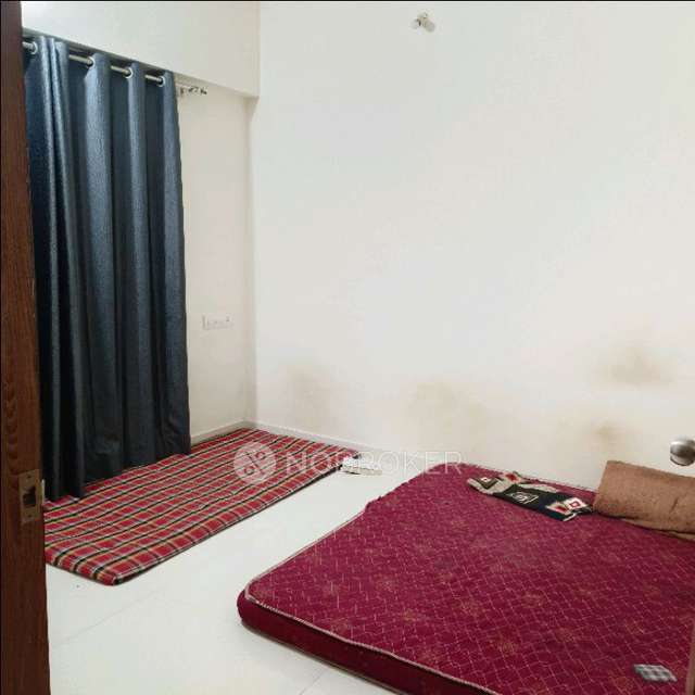 Single Room for Male In 2 BHK  In Pristine Equilife In Mahalunge,