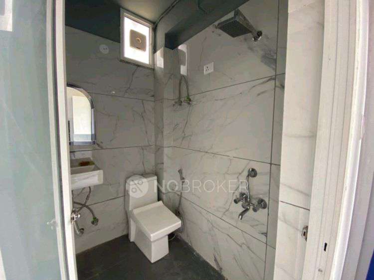 4+ BHK Flat For Sale  In Sector 67