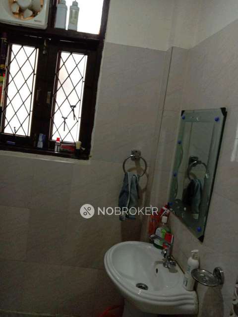 1 BHK Flat In Sunrise Apartment Neb Sarai For Sale  In Sainik Farm