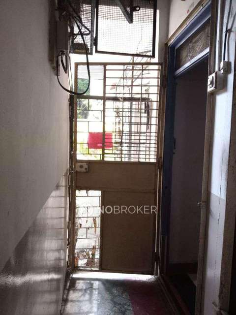 1 RK Flat In Yogeshwar Park Society For Sale  In Shukrawar Peth