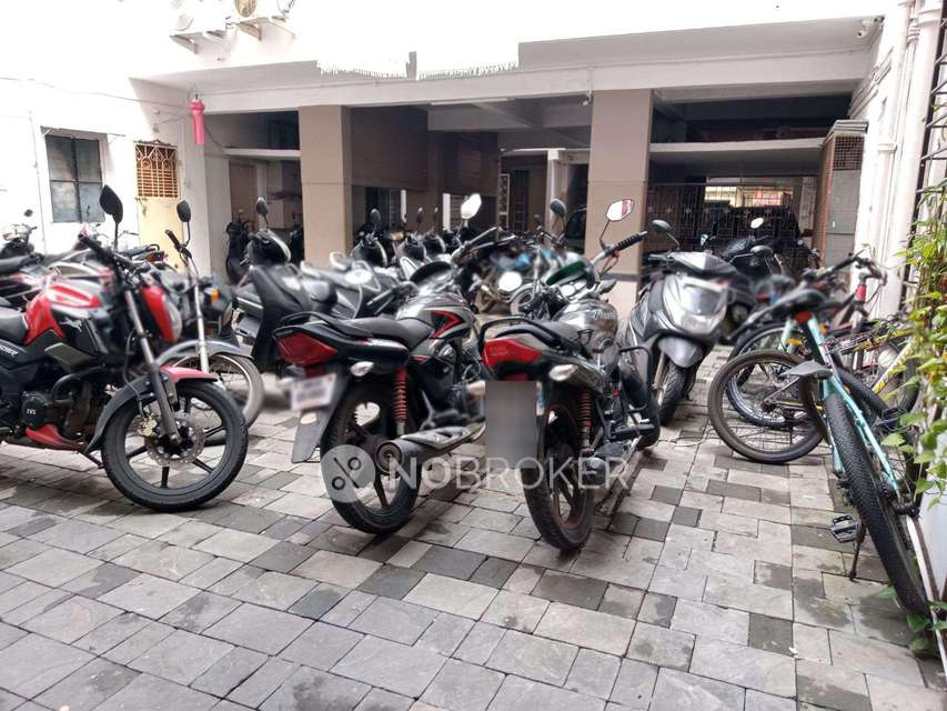 1 RK Flat In Yogeshwar Park Society For Sale  In Shukrawar Peth