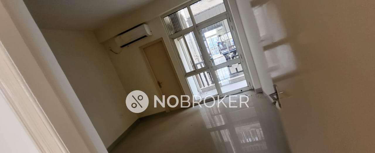 3 BHK Flat In Supertech Oxford Square For Sale  In Sector-16b