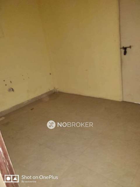4+ BHK Flat For Sale  In  Okhla