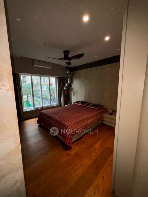 2 BHK Flat In Kanakia Paris For Sale  In Bandra East