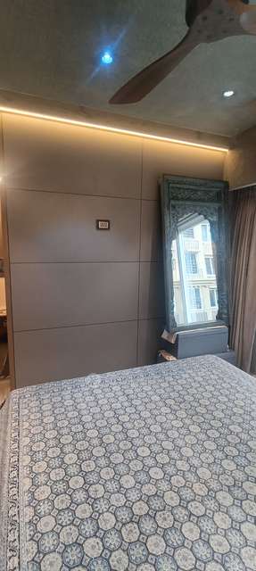 2 BHK Flat In Kanakia Paris For Sale  In Bandra East