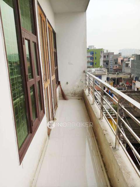 3 BHK Flat In Standlone Building  For Sale  In Sector 105