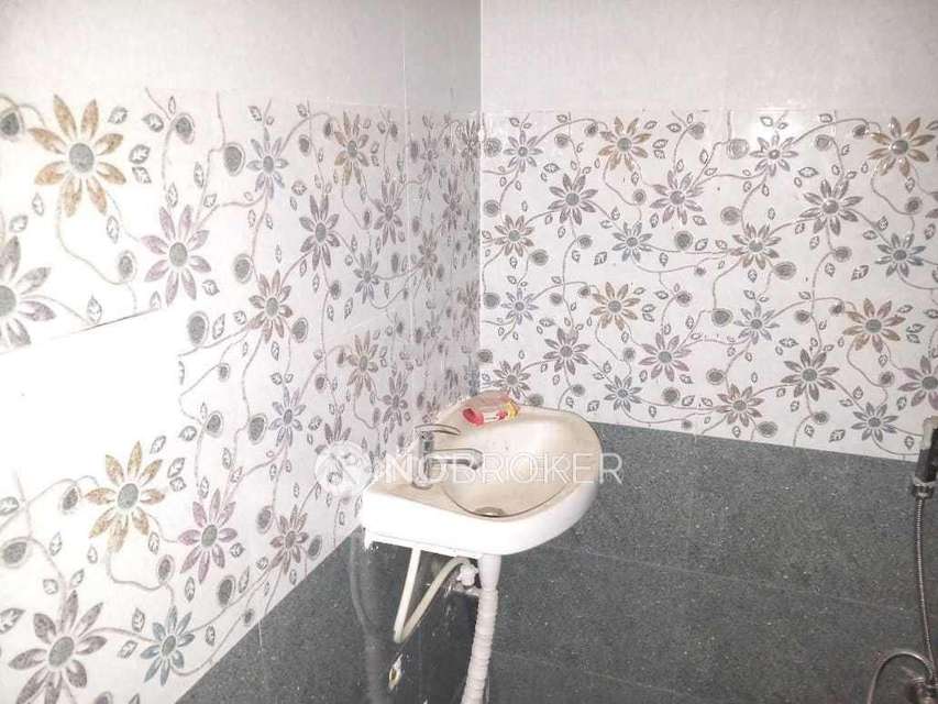 3 BHK Flat In Standlone Building  For Sale  In Sector 105