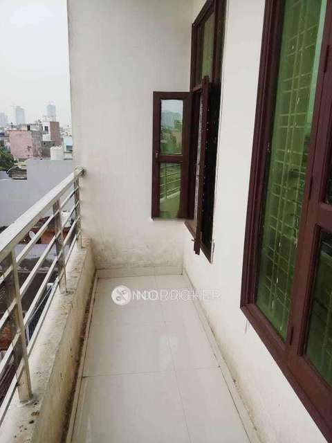 3 BHK Flat In Standlone Building  For Sale  In Sector 105