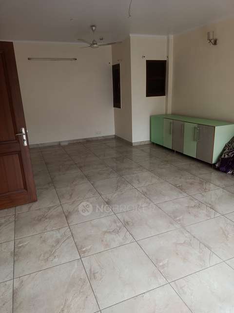 3 BHK Flat In Apartment For Sale  In Saket