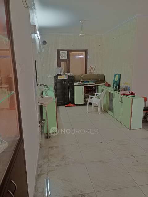 3 BHK Flat In Apartment For Sale  In Saket