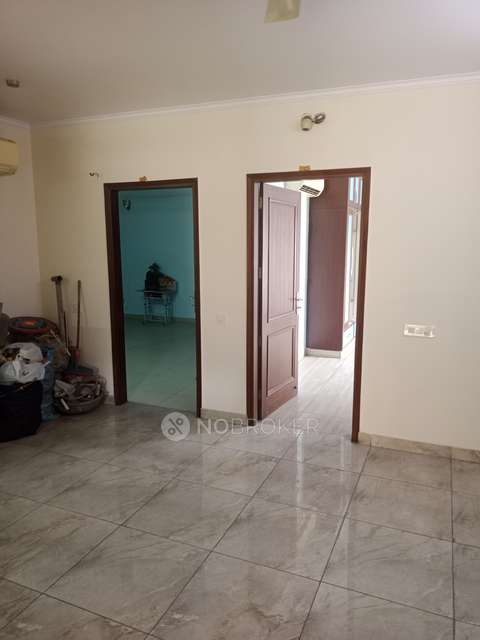 3 BHK Flat In Apartment For Sale  In Saket
