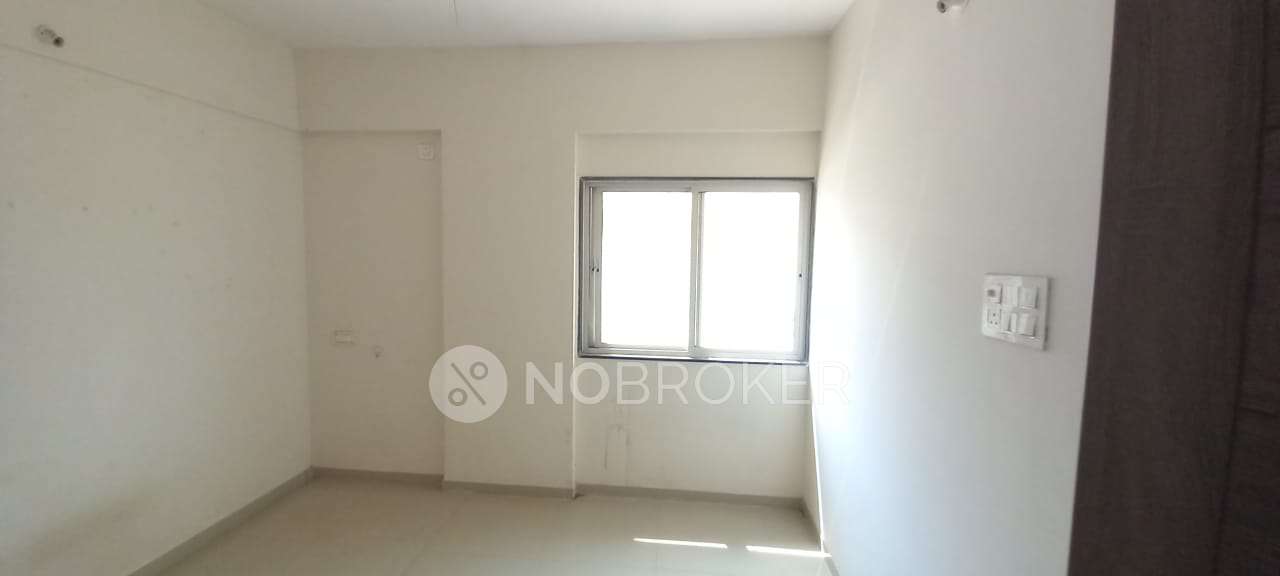 2 BHK Flat In Shivshankar Heera Krishna for Rent  In Chovisawadi