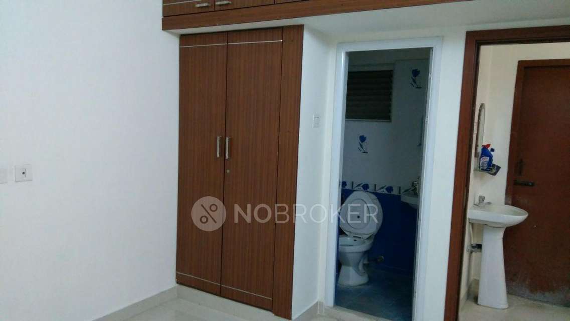 2 BHK Flat In Akarshana Apartment For Sale  In Tambaram