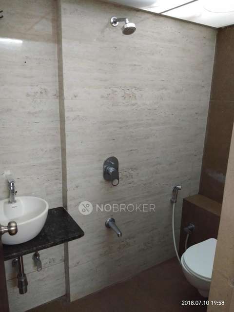 2 BHK Flat In Pearl Hazeline, Andheri West For Sale  In Andheri West
