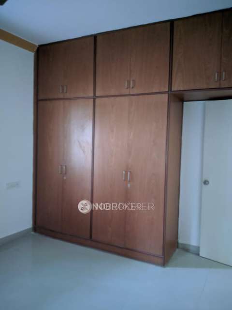 2 BHK Flat In Sai Poorna Paradise For Sale  In Somasundarapalaya