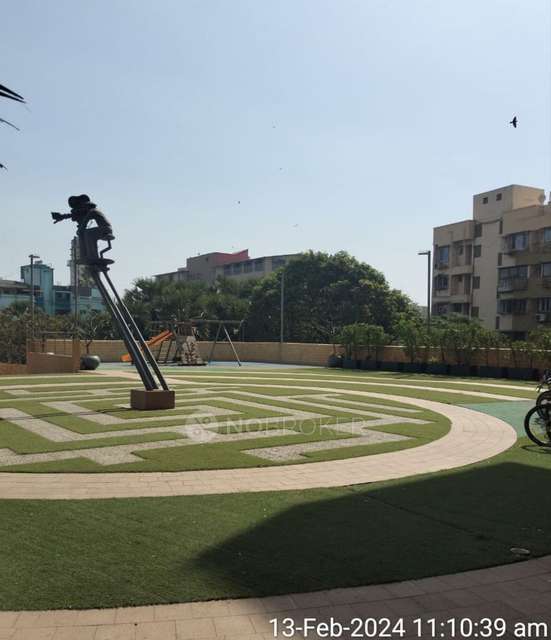 2 BHK Flat In Kanakia Hollywood For Sale  In Versova, Mumbai