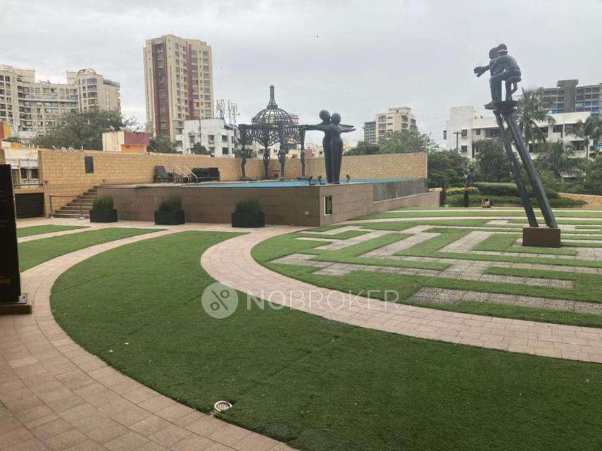 2 BHK Flat In Kanakia Hollywood For Sale  In Versova, Mumbai