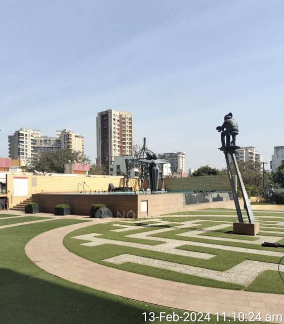 2 BHK Flat In Kanakia Hollywood For Sale  In Versova, Mumbai