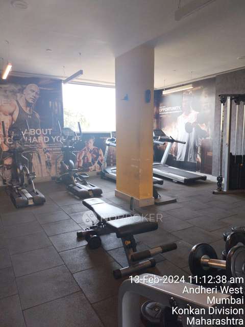 2 BHK Flat In Kanakia Hollywood For Sale  In Versova, Mumbai