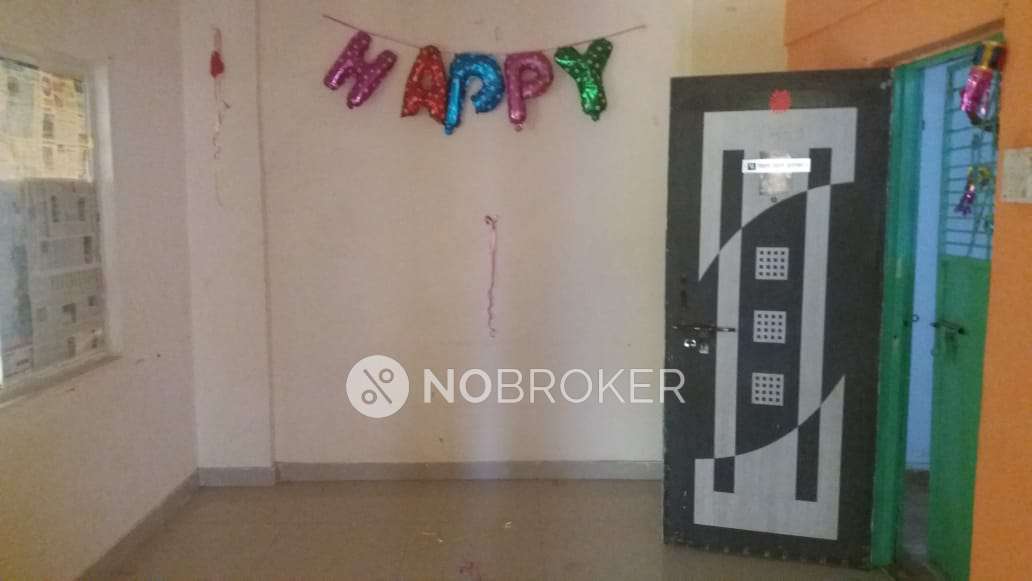 1 BHK Flat In Siddeshwara Building for Rent  In Dhayari