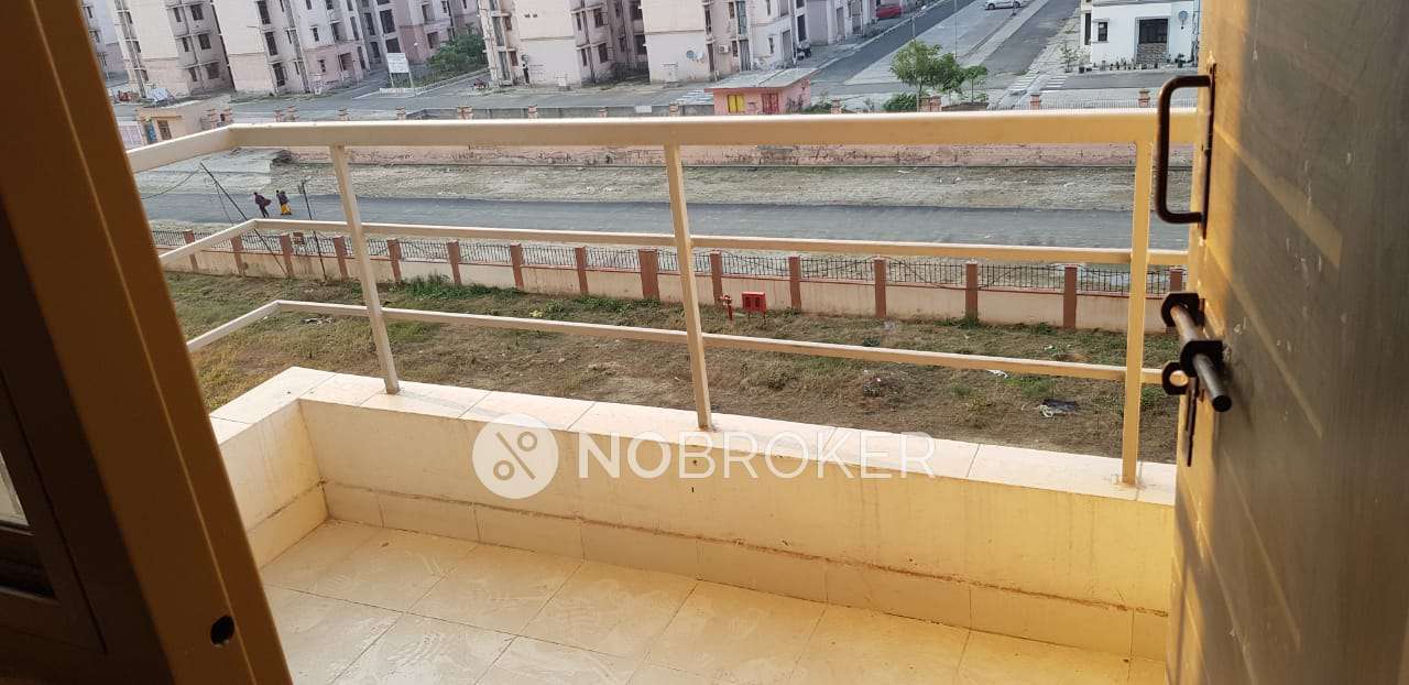 2 BHK Flat In Bhf 17 For Sale  In Dadha