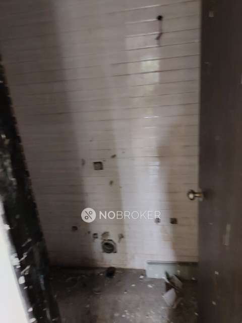 2 BHK Flat In Ekta Apartment For Sale  In Borivali East