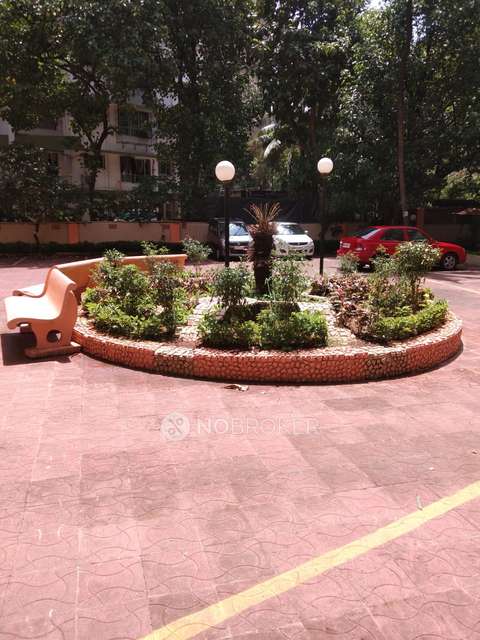 3 BHK Flat In Royal Gate For Sale  In Versova