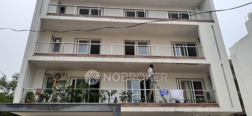 4 BHK Flat In Apartment for Rent  In Sector 46