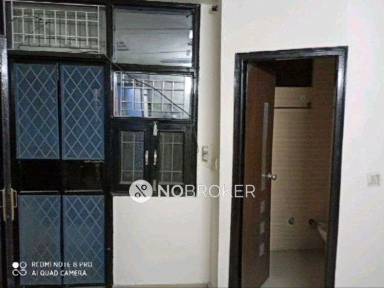 2 BHK Flat For Sale  In Mahavir Enclave