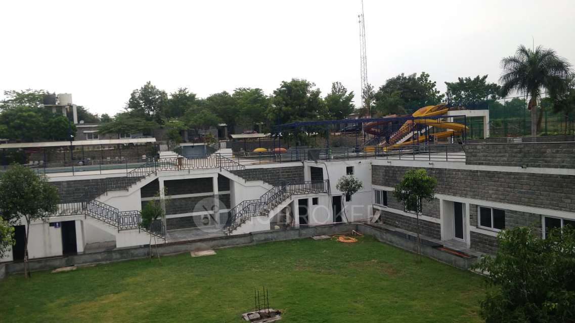 4+ BHK Villa In Sreshta Maanya Farms And Resorts For Sale  In Maanya Farms And Resorts..