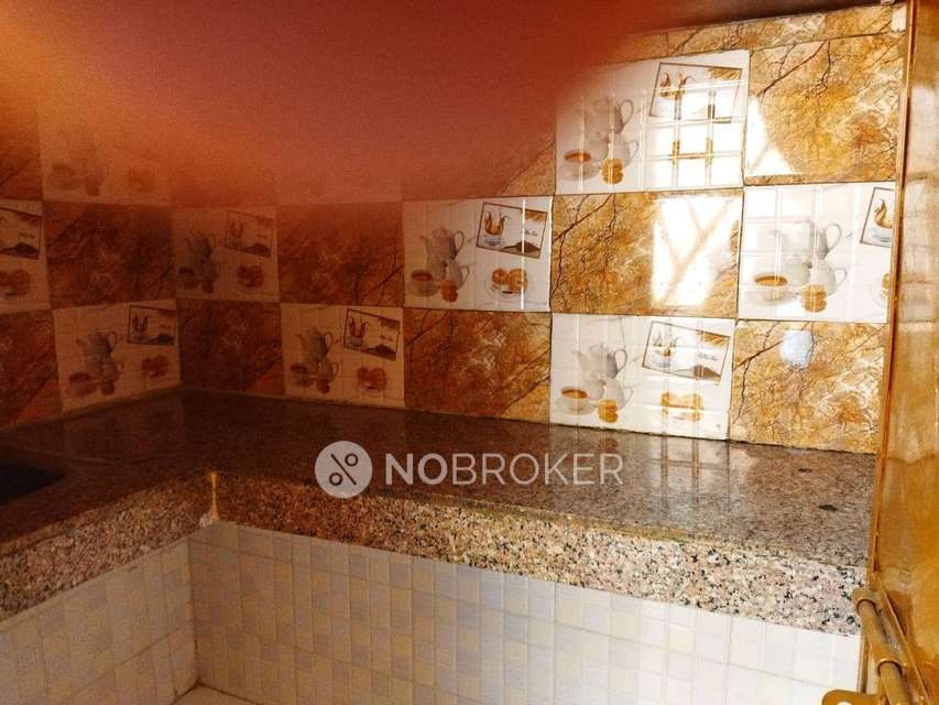 1 BHK Flat for Rent  In Sector 49