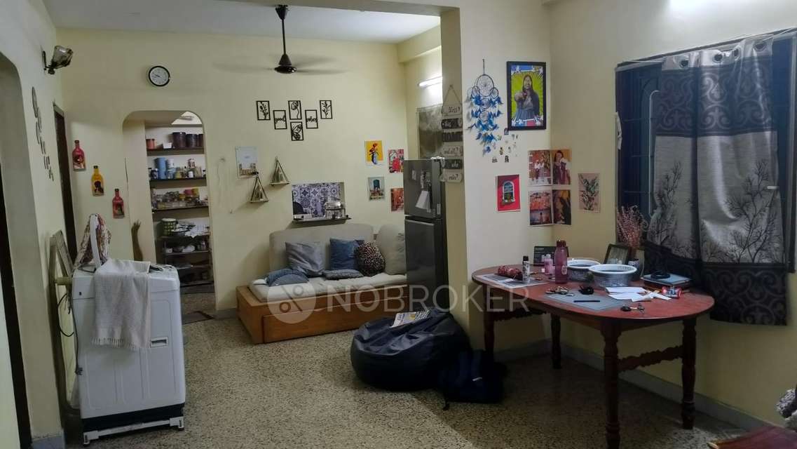 2 BHK Flat In Sree Lakshmi Towers, Jafferkhanpet, Chennai For Sale  In Nesapakkam