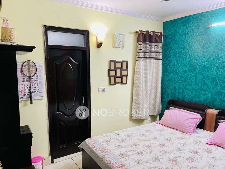 3 BHK Flat In Vishwakarma Colony For Sale  In Vishwakarma Colony, Pul Pehlad Pur