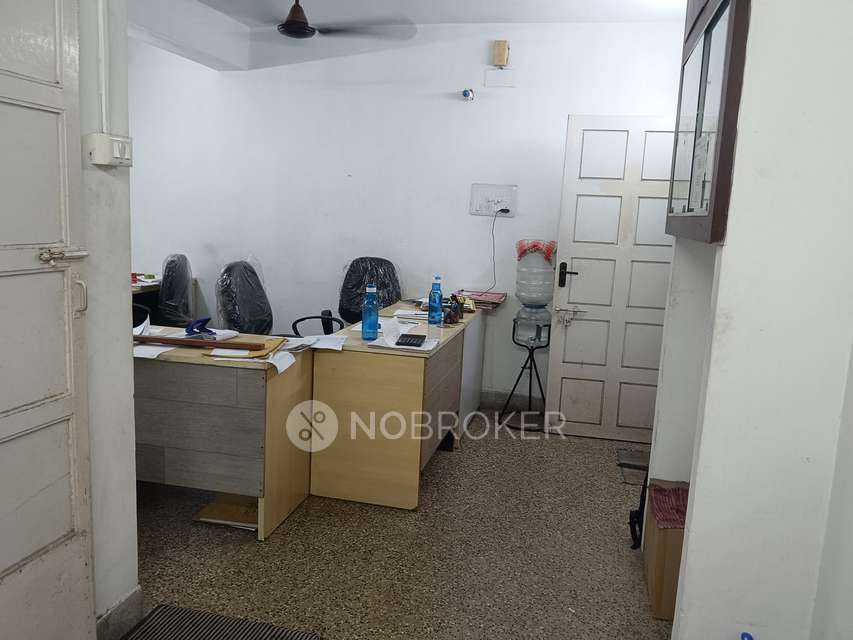 1 BHK Flat In Ashwin Apartment For Sale  In Kodambakkam