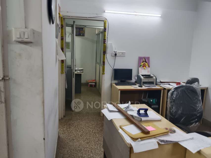 1 BHK Flat In Ashwin Apartment For Sale  In Kodambakkam