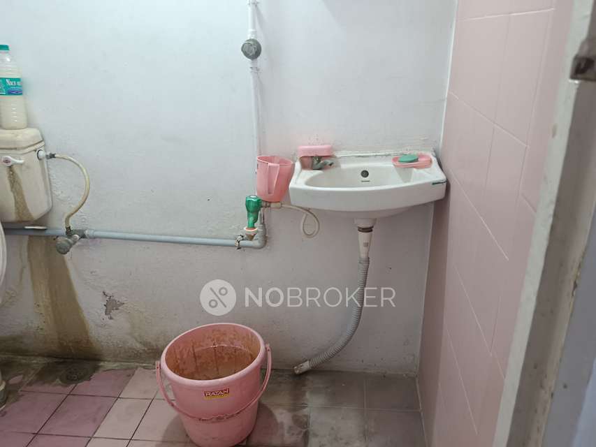 1 BHK Flat In Ashwin Apartment For Sale  In Kodambakkam