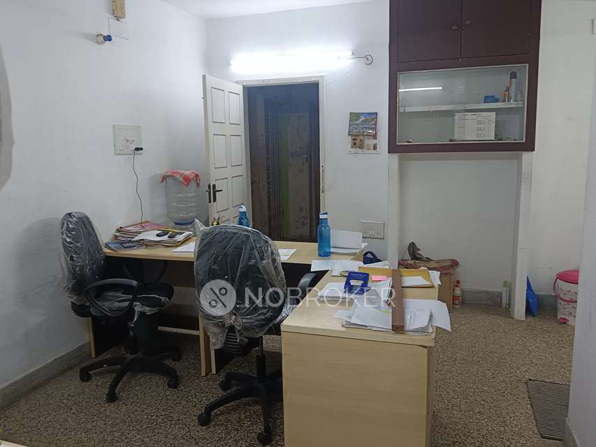 1 BHK Flat In Ashwin Apartment For Sale  In Kodambakkam