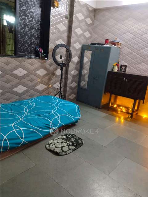 PG for Girls in Versova Village