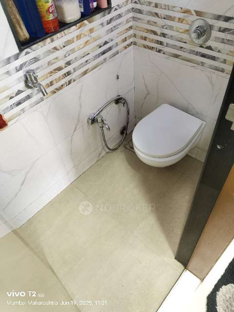 3 BHK Flat In Shakti Niwas For Sale  In Ghatkopar West