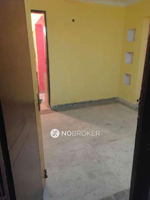 1 BHK Flat In Standalone Building  For Sale  In Uttam Nagar