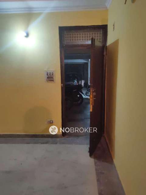 1 BHK Flat In Standalone Building  For Sale  In Uttam Nagar