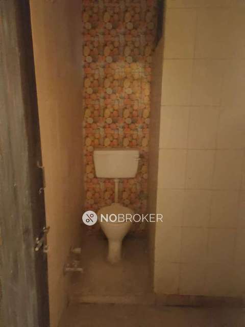 1 BHK Flat In Standalone Building  For Sale  In Uttam Nagar