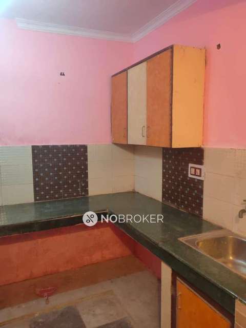 1 BHK Flat In Standalone Building  For Sale  In Uttam Nagar