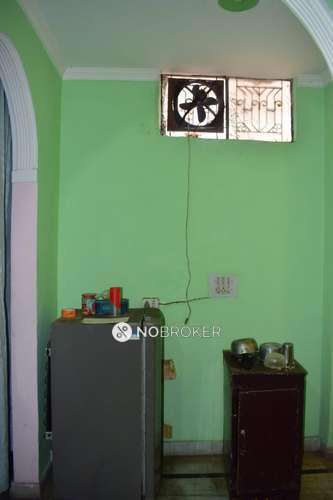 2 BHK Flat For Sale  In Moti Nagar