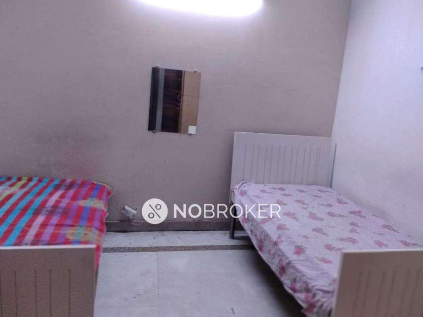 3 BHK Flat In Anand Ram Bhawan For Sale  In Laxmi Nagar